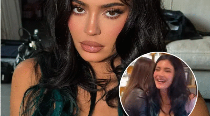 Kylie Jenner Tears Up at Urth Caffé—And “King Kylie” Is Officially Back